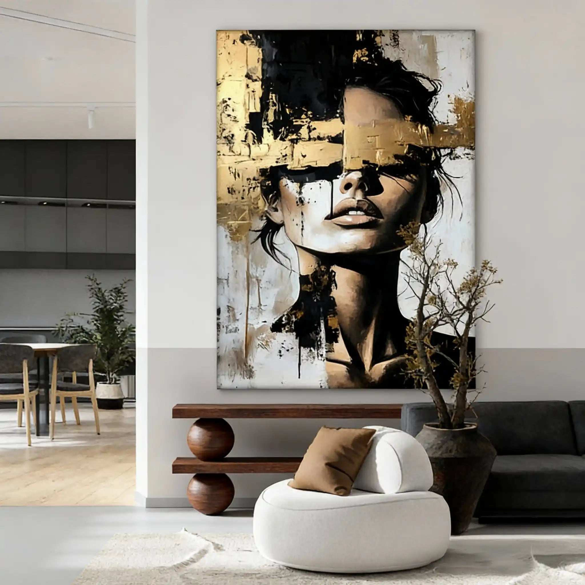 Abstract Figurative Oil Painting - Gilded Gaze